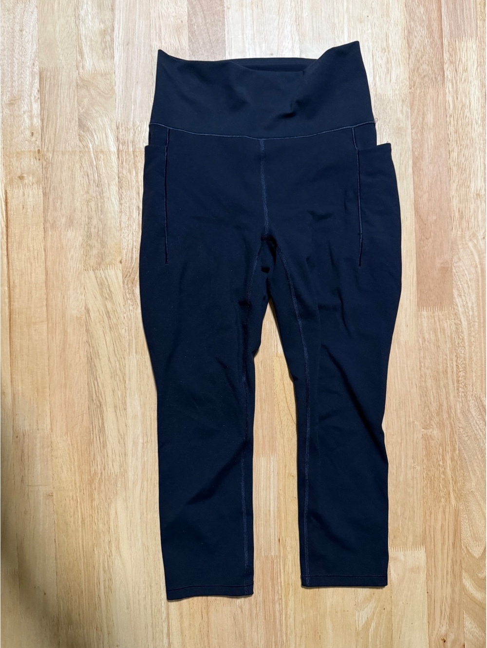 Spyder Active Women’s Small Black High Rise Capri Leggings Side Pockets